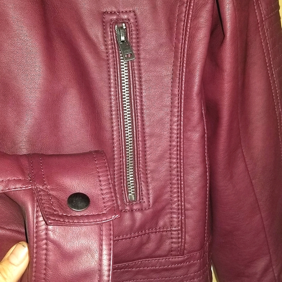 Guess detachable hoodie jacket - Picture 6 of 12